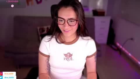 Luisa    online show from 03-11-25, 02:32