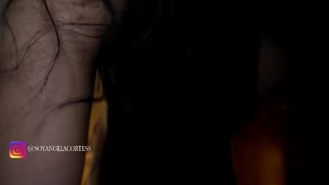 soyangelacortes online show from 11-19-25, 02:00