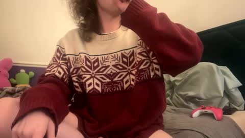 Snapshot of soyboy201 chatting on 10-02-25, 03:13 Soyboy20 online show from 10-02-25, 03:13