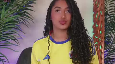 Snapshot of soyjuliana19 chatting on 06-27-26, 01:50 Juliana online show from 06-27-26, 01:50