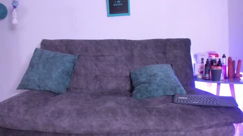  online show from 08-06-26, 01:02
