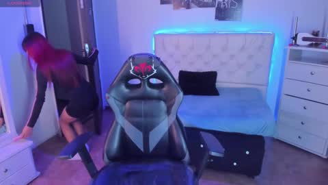      online show from 09-26-25, 12:25