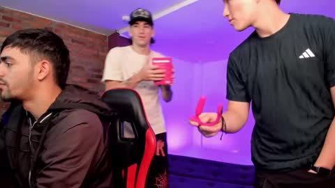 Gabo Lucas and Justin online show from 03-11-26, 09:54