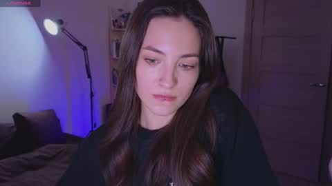 Snapshot of space_x_roxy chatting on 12-09-24, 03:44 Roxy online show from 12-09-24, 03:44