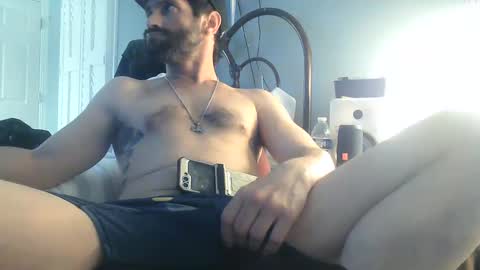 Snapshot of spacecase843 chatting on 02-17-25, 12:10 TrndSettrz online show from 02-17-25, 12:10