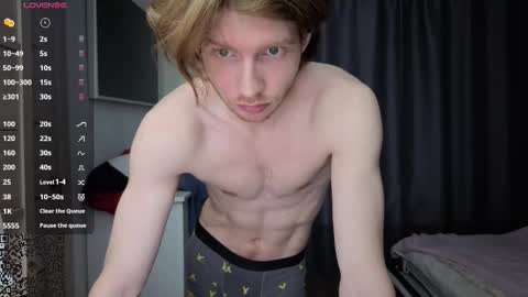 Snapshot of spaisenok chatting on 09-26-25, 11:42 Mike online show from 09-26-25, 11:42