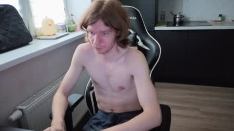 Snapshot of spaisenok chatting on 06-27-26, 06:07 Mike online show from 06-27-26, 06:07