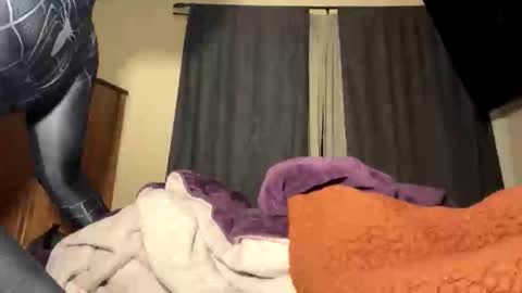 Snapshot of spandex5282 chatting on 10-19-25, 08:15 Spandex fetish online show from 10-19-25, 08:15