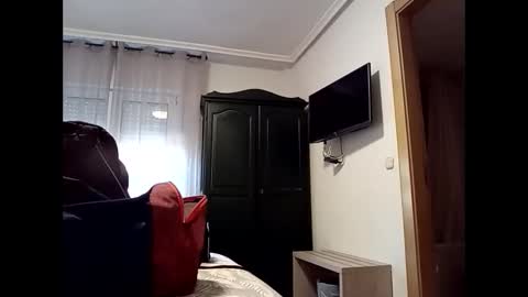 Manu  online show from 09-18-25, 07:21