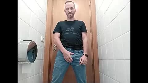 Manu  online show from 10-21-25, 01:12