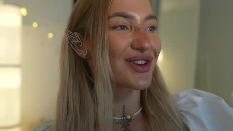 DAISY online show from 12-03-24, 03:44