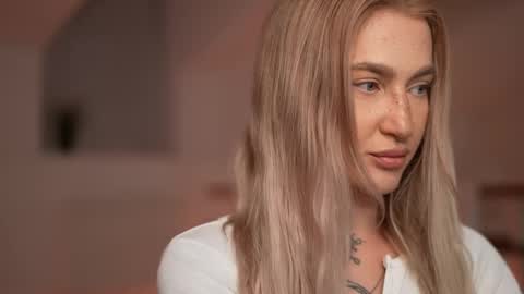 DAISY online show from 02-15-25, 03:39