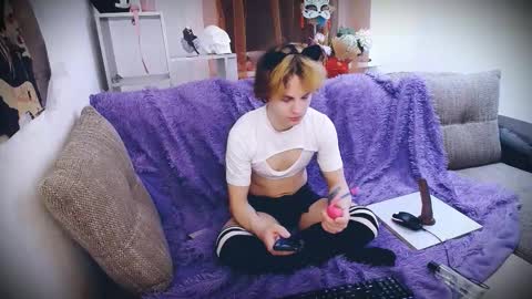 sparkyferret online show from 11-20-25, 04:40