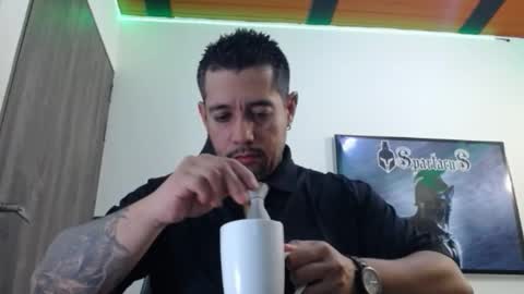     online show from 12-16-25, 05:23