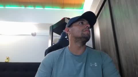     online show from 02-20-26, 05:04