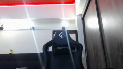     online show from 06-17-26, 05:10