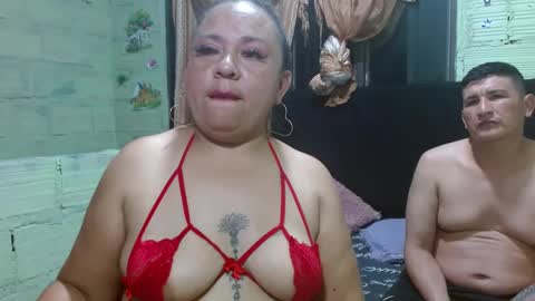 Snapshot of sphiaandmarc chatting on 01-25-25, 05:18 sphiaandmarc online show from 01-25-25, 05:18