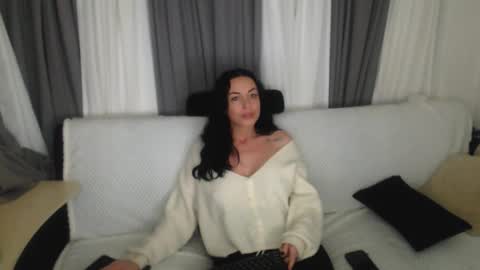 Snapshot of spicemint chatting on 01-15-26, 06:55 Carla online show from 01-15-26, 06:55