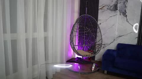 Spicy Maple online show from 11-25-25, 08:42