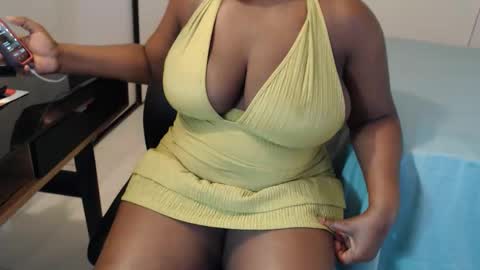 Snapshot of spicychocolatestrawberry chatting on 05-07-26, 07:08 SPICYCHOCSTRAW online show from 05-07-26, 07:08