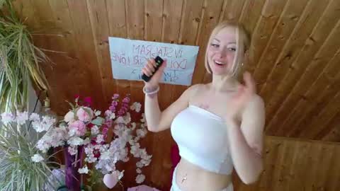 Eli online show from 07-18-26, 01:04