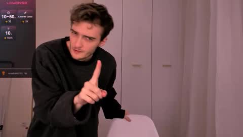 Spidey online show from 11-30-25, 06:12