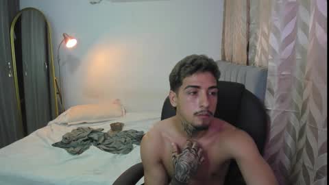 Snapshot of spider_master77 chatting on 09-18-25, 03:08 spider master online show from 09-18-25, 03:08