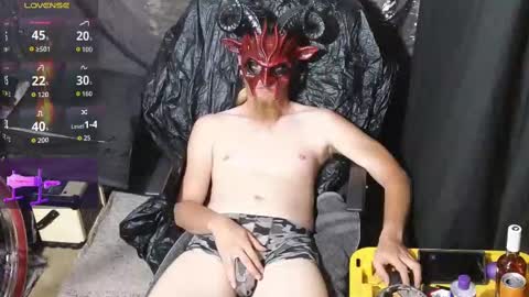 spike_madrox online show from 10-05-25, 06:12