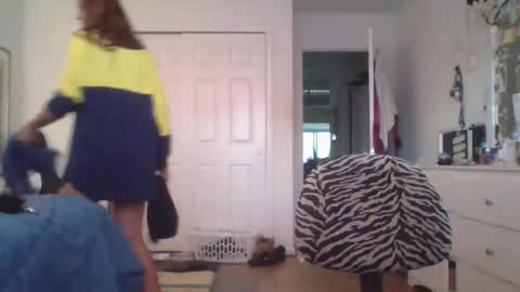 Snapshot of spinwithus chatting on 01-12-25, 10:22 Rose online show from 01-12-25, 10:22