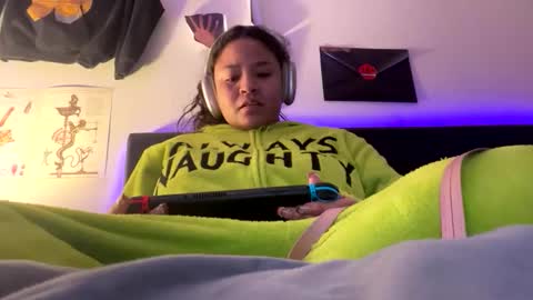 Snapshot of splashvirus chatting on 02-04-26, 05:02 splashvirus online show from 02-04-26, 05:02