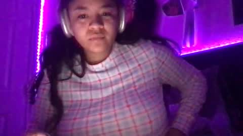 Snapshot of splashvirus chatting on 02-06-26, 01:43 splashvirus online show from 02-06-26, 01:43