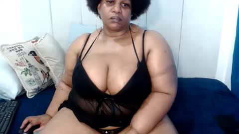 Snapshot of splendidtalitha chatting on 03-09-26, 09:35 SplendidTalitha online show from 03-09-26, 09:35