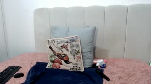Snapshot of splendidtalitha chatting on 06-12-26, 03:33 SplendidTalitha online show from 06-12-26, 03:33