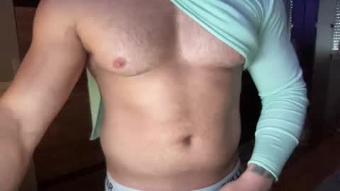 Snapshot of spn20x chatting on 11-15-25, 08:33 spn20x online show from 11-15-25, 08:33