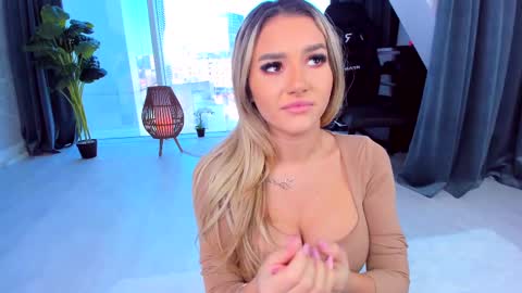 Anna online show from 02-09-25, 11:47