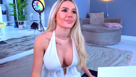 Anna online show from 05-28-26, 11:07
