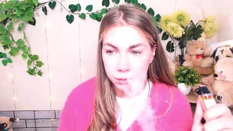 Karina online show from 11-18-25, 09:58