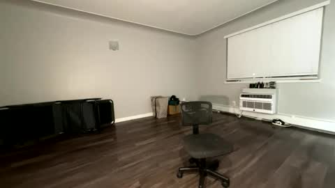 Snapshot of sportsfreak1619 chatting on 11-28-25, 05:43 sportsfreak1619 online show from 11-28-25, 05:43