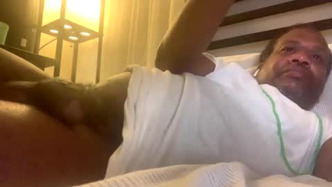 Snapshot of sportyesce chatting on 09-24-25, 08:39 sportyesce online show from 09-24-25, 08:39