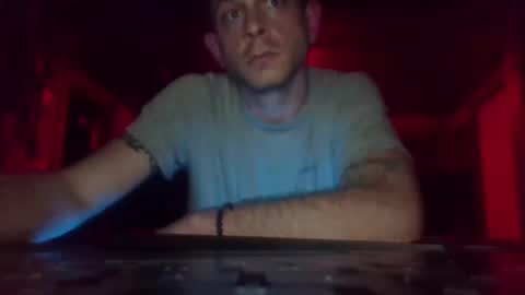 Snapshot of spotlight19955 chatting on 12-31-24, 08:37 TN stuf online show from 12-31-24, 08:37