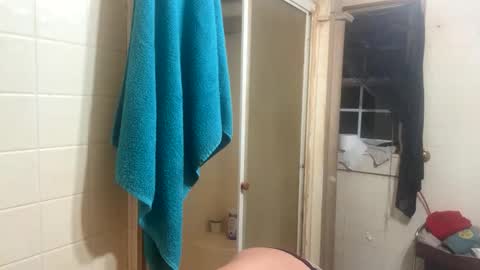 Snapshot of spotlight19955 chatting on 12-01-25, 07:02 TN stuf online show from 12-01-25, 07:02