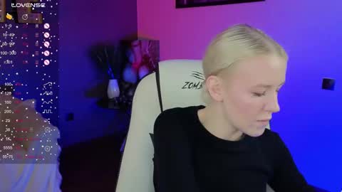 Snapshot of springajara chatting on 09-09-25, 06:35 Vetta online show from 09-09-25, 06:35