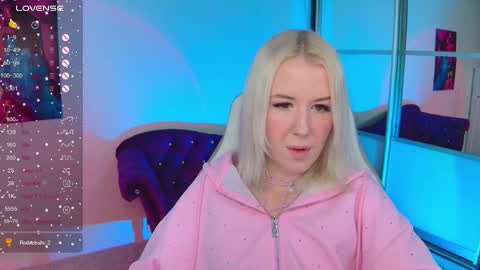 Snapshot of springajara chatting on 10-17-25, 03:25 Vetta online show from 10-17-25, 03:25