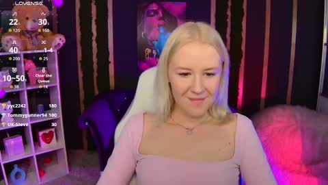 Snapshot of springajara chatting on 05-07-26, 05:18 Vetta online show from 05-07-26, 05:18