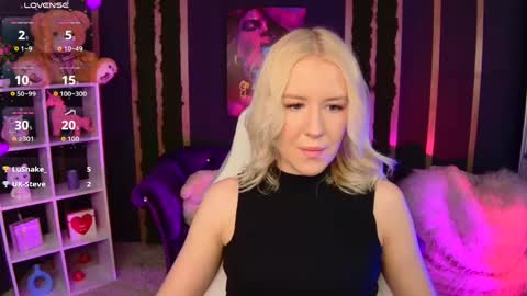 Snapshot of springajara chatting on 05-30-26, 12:35 Vetta online show from 05-30-26, 12:35