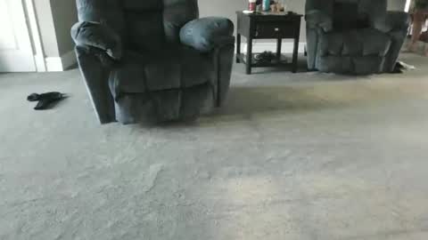 Snapshot of sqrtshow chatting on 05-18-26, 10:26 sqrtshow online show from 05-18-26, 10:26