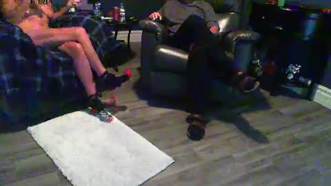 Snapshot of sqrtshow chatting on 05-31-26, 09:38 sqrtshow online show from 05-31-26, 09:38