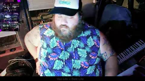 Your Pal Squeaks online show from 01-07-25, 04:08