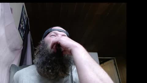 Snapshot of squegly chatting on 04-20-26, 07:33 Bryan online show from 04-20-26, 07:33