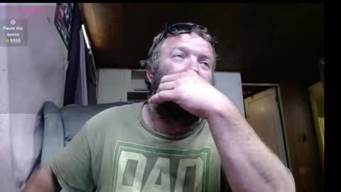 Snapshot of squegly chatting on 07-11-26, 12:35 Bryan online show from 07-11-26, 12:35